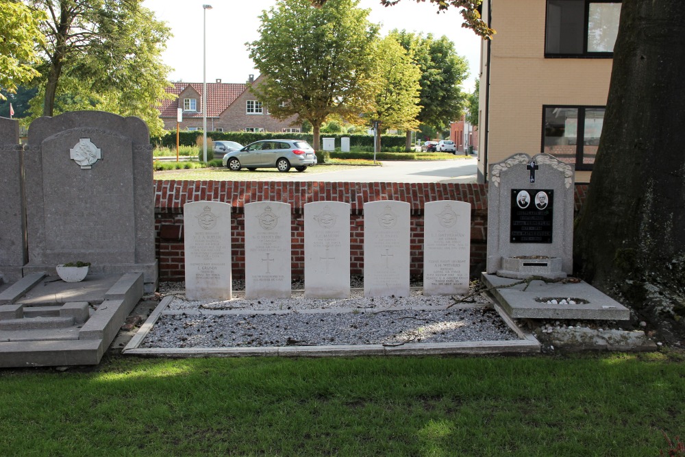 Commonwealth War Graves Westmalle #2