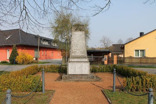 War Memorial Maust