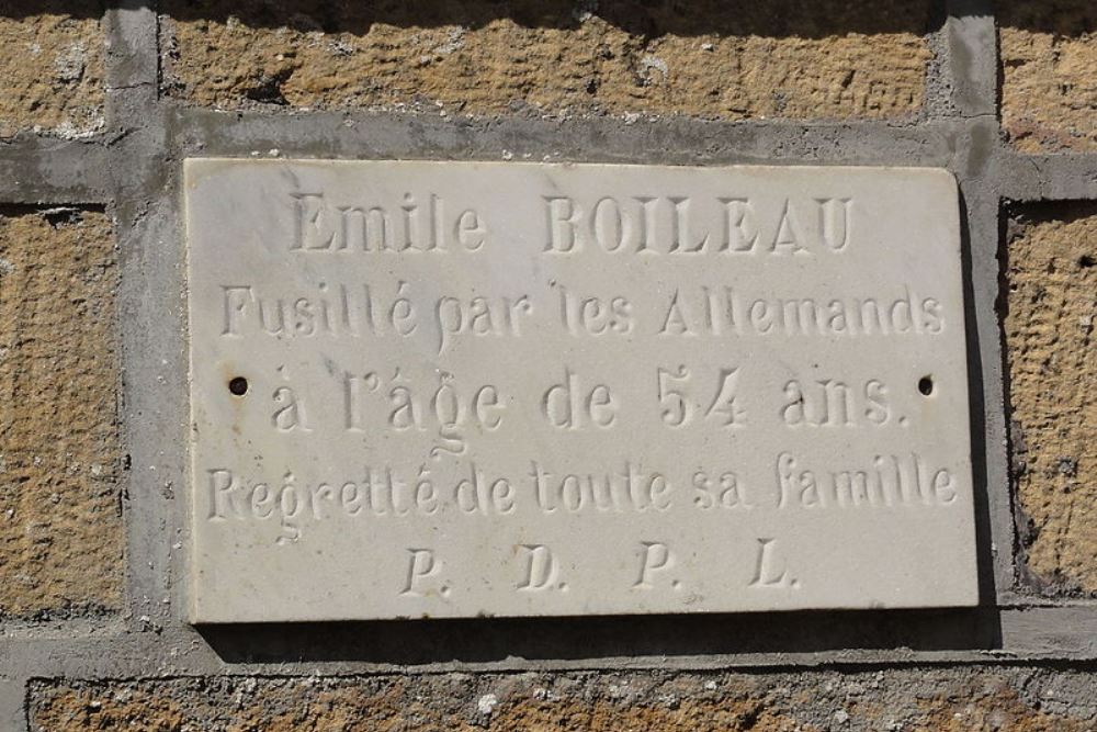 Gedenkteken Emile Boileau #1