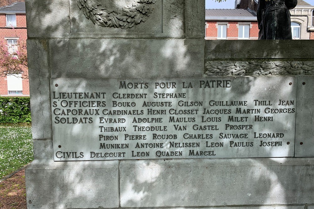 Oorlogsmonument Visé #4