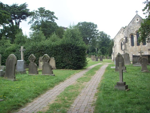 Oorlogsgraf van het Gemenebest St. Michael Churchyard
