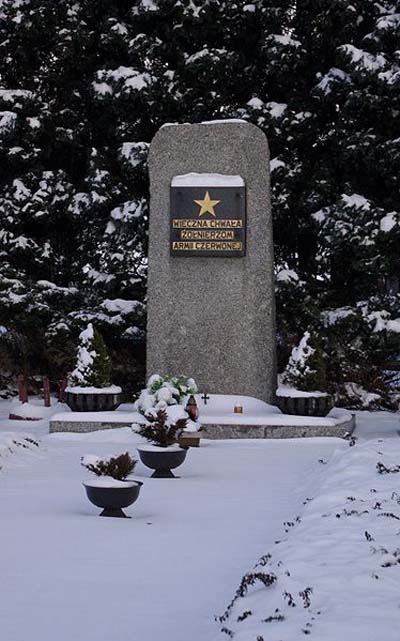 Soviet War Graves Wilamowice #1