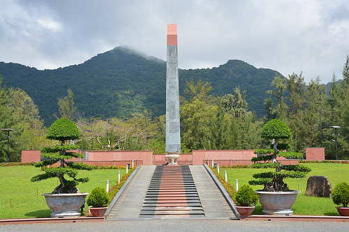 Monument Omgekomen Gevangenen Con Dao #1