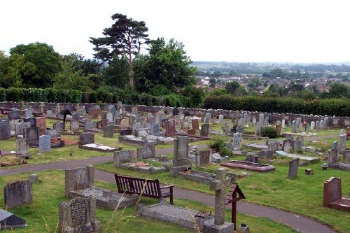 Commonwealth War Graves St Andrew Churchyard #1