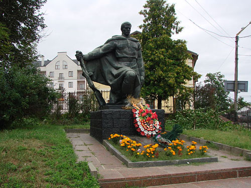 Mass Grave Soviet Soldiers Makariv #1