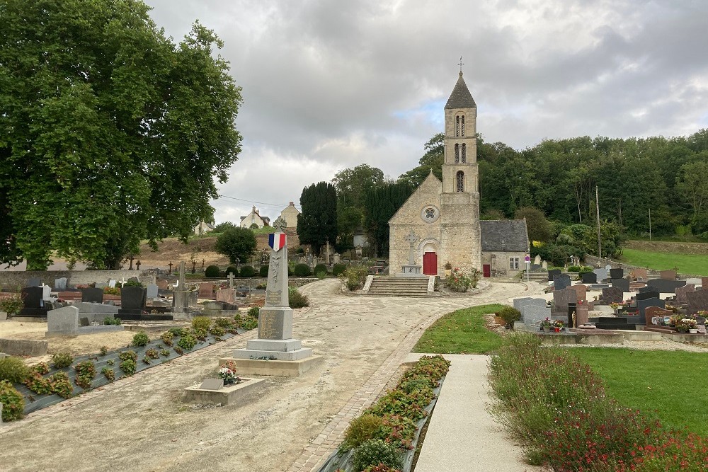 War Memorial Commes