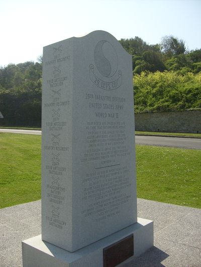 Monument 29e Amerikaanse Infanterie Divisie Omaha Beach #3