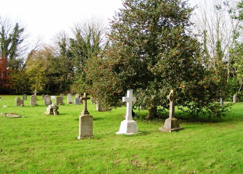 Commonwealth War Grave Hinton St. Mary Church Cemetery #1