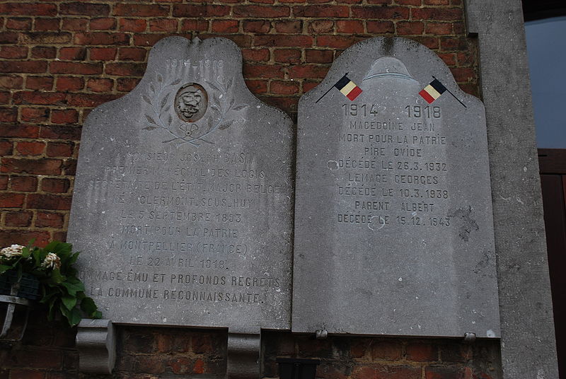 Oorlogsmonument Aux Houx