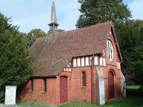 Oorlogsgraven van het Gemenebest St Peter and St Paul Church Cemetery