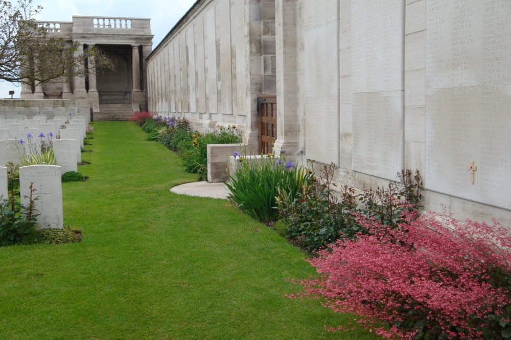 Loos Memorial #4