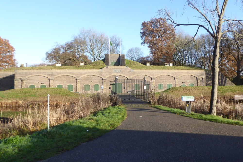 Group Shelter Type P Fort Ruigenhoek #3