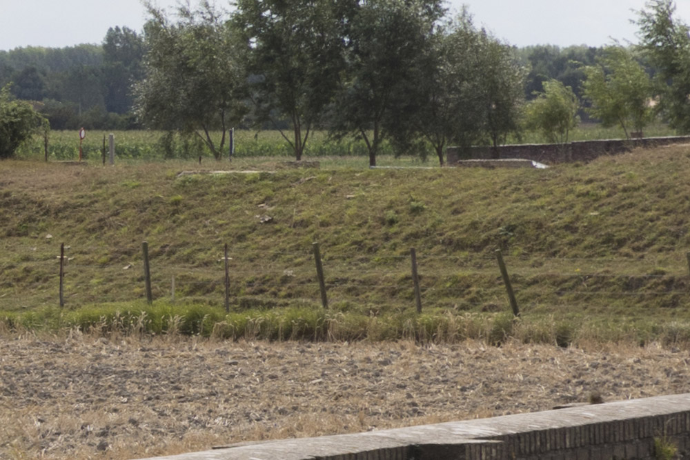 Hollandstellung - Manschappenbunker 'Sitzbunker' Nieuwe Hazegrassluis