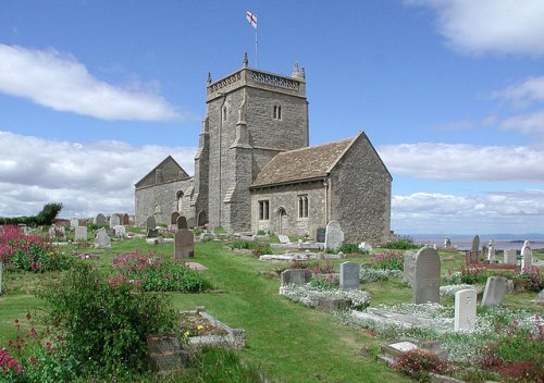 Commonwealth War Graves St. Nicholas Old Church Churchyard