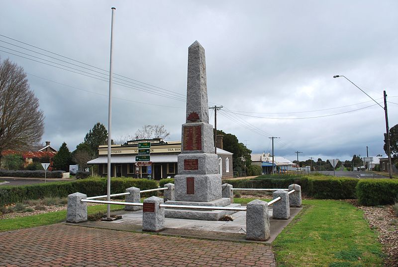 War Memorial Penshurst #1