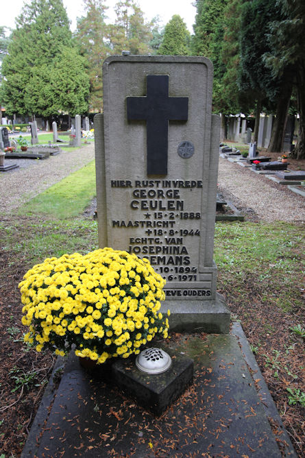 Memorial Pray for the Maastricht Civilian Casualties 1940-1945 #5