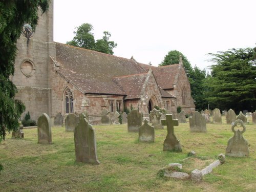 Commonwealth War Grave St. Michael Churchyard #1