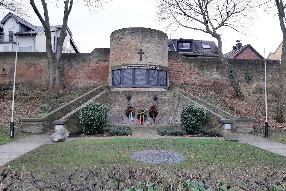 Oorlogsmonument Zlpich #1