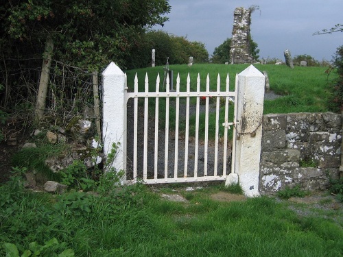 Commonwealth War Grave Shanlis Old Graveyard