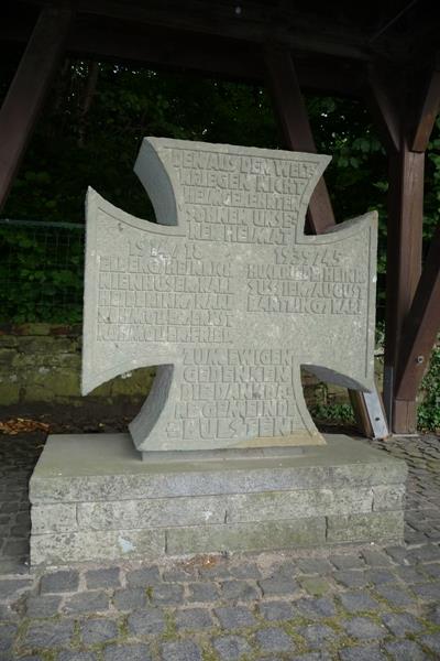 War Memorial Bulsten #4