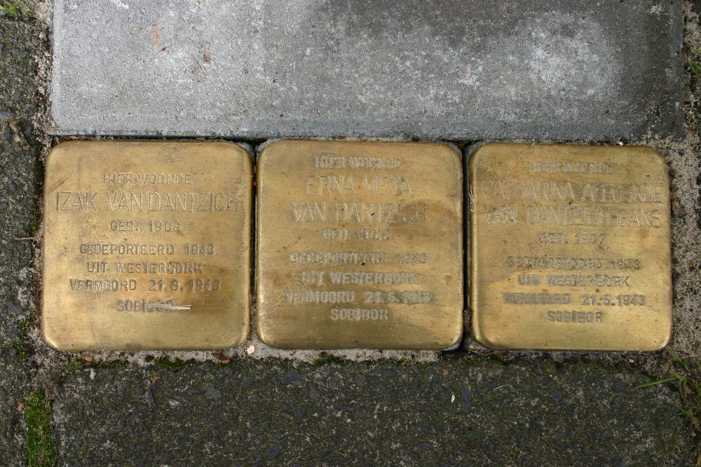 Stolpersteine Wassenberghstraat 9 - 1 #1