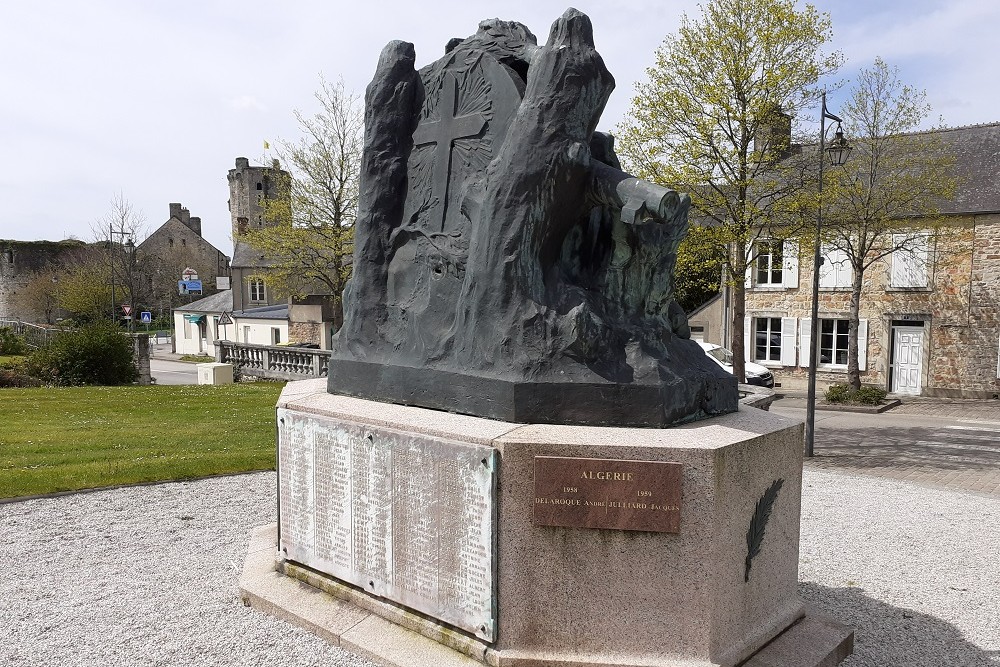 Oorlogsmonument Bricquebec #2