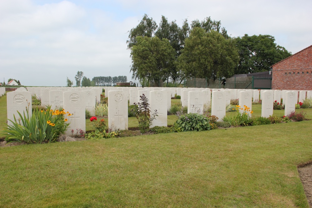 Hagle Dump Commonwealth War Cemetery #4