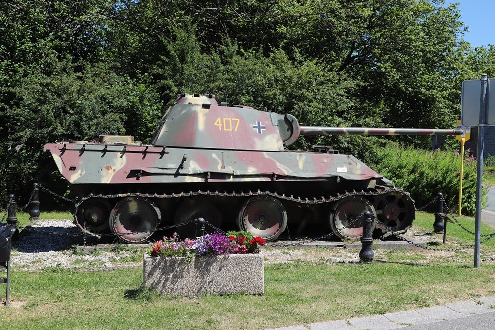 Panther Tank Grandmenil #1