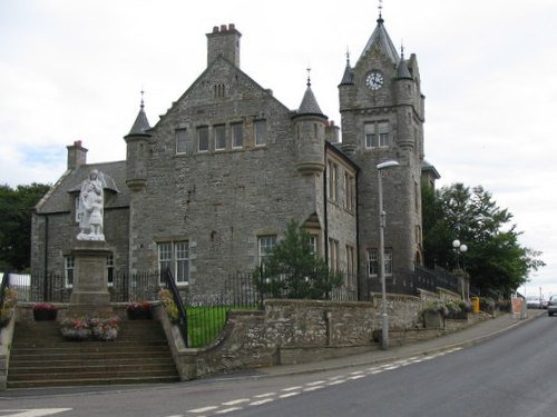 Oorlogsmonument Halkirk #1