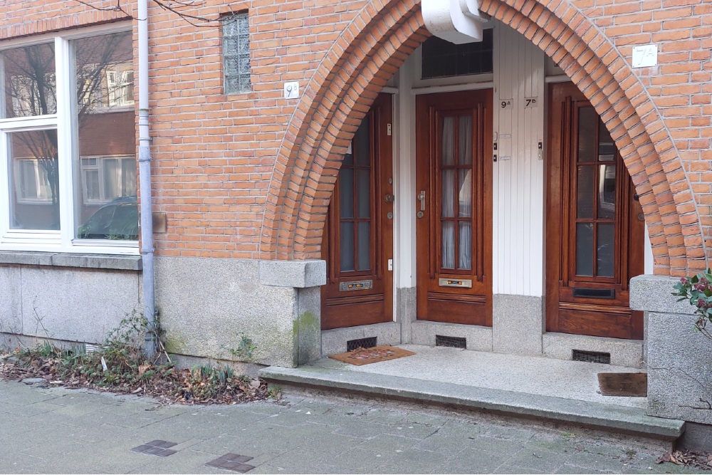 Stolpersteine Van Vlooswijkstraat 9A #5