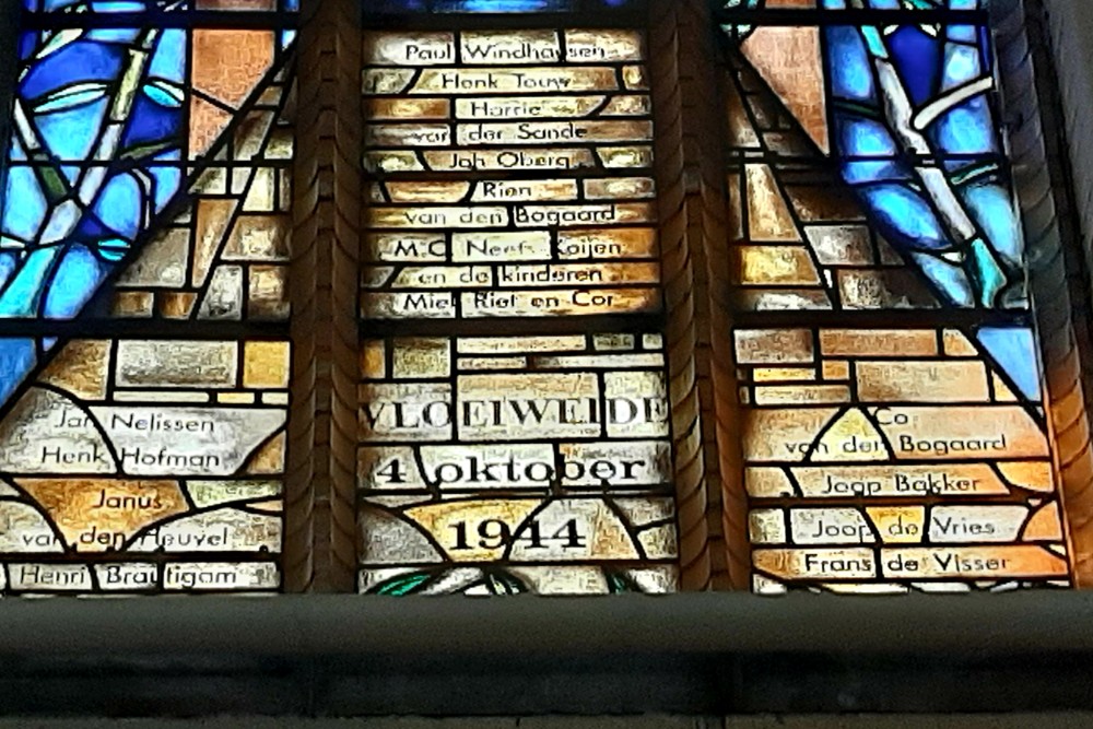 Memorial Windows St.Bavo Church Rijsbergen #2