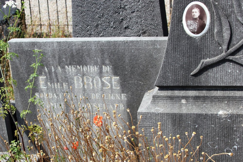 Belgische Oorlogsgraven Fize-Fontaine	 #2