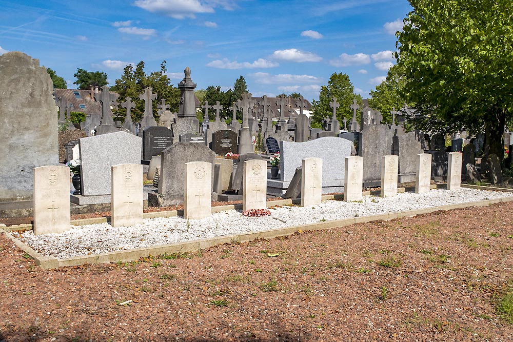 Commonwealth War Graves Lezennes #1