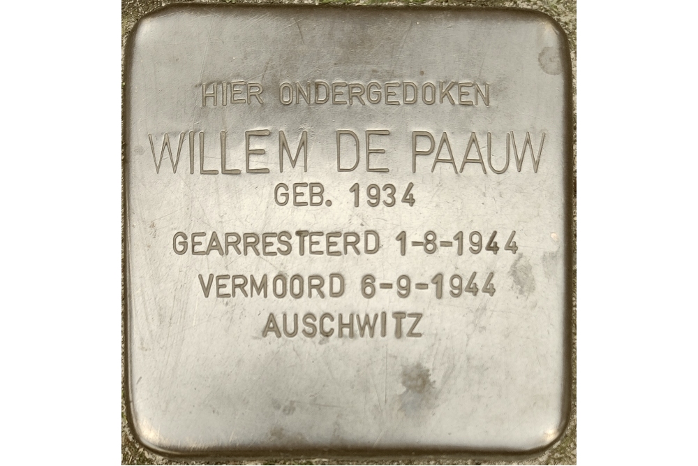 Stolperstein Spoorstraat 1