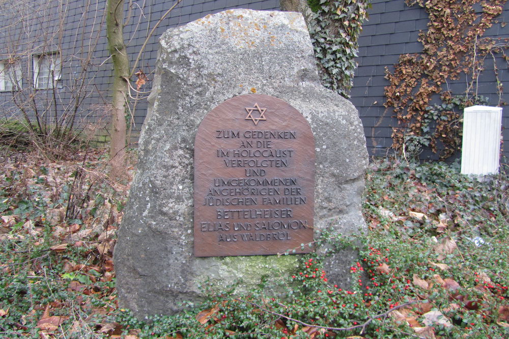 Joodse Herdenkingsteen in Waldbrl