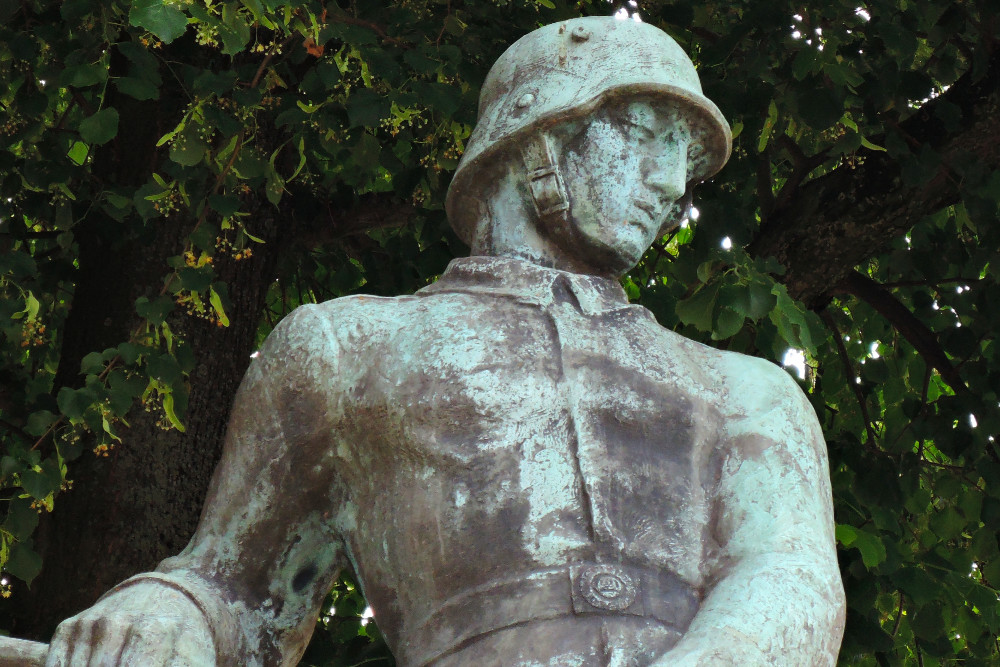 War Memorial Holzweiler #2