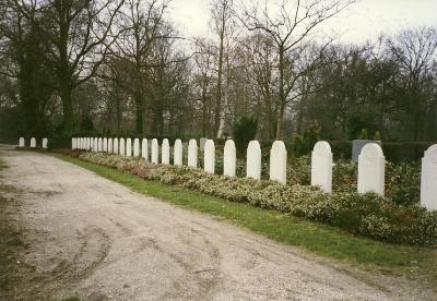 Nederlandse Oorlogsgraven Schiedam #2