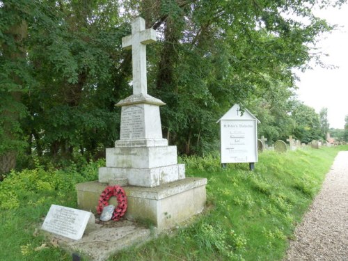 Oorlogsmonument Theberton #1