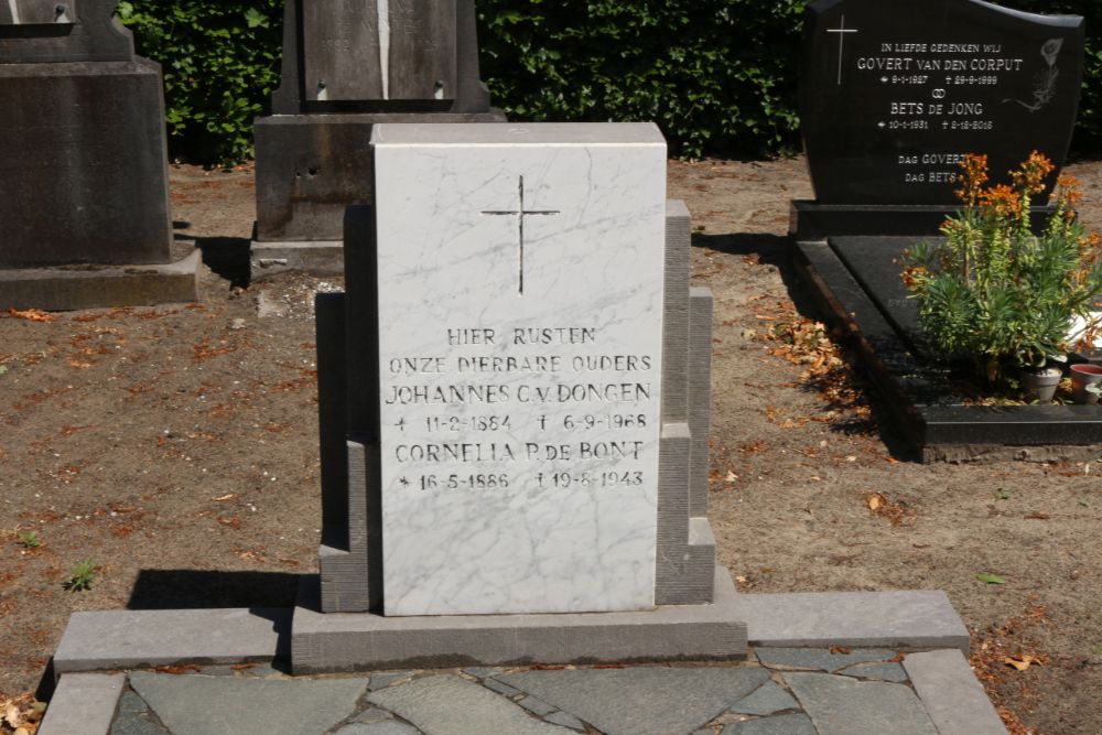 Graves Civilian Victims Catholic Cemetery Hulten #1
