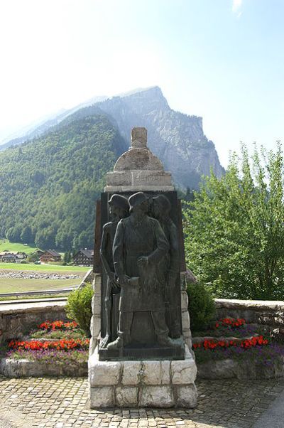 Oorlogsmonument Au #3