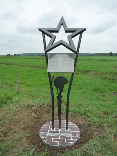 Crossroads Monument Heteren #2