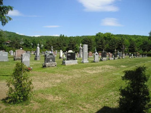 Commonwealth War Grave St. Damien de Brandon Cemetery #1