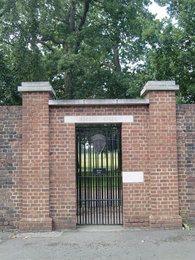 Toegangspoort SHEAF Bushy Park