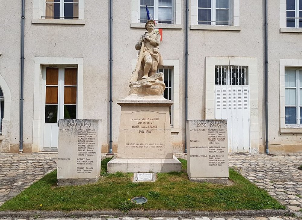 War Memorial Selles-sur-Cher