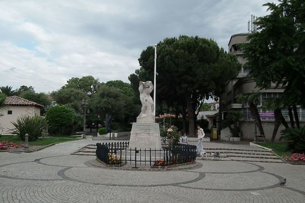 Monument Omgekomen Verzetsstrijders Antibes