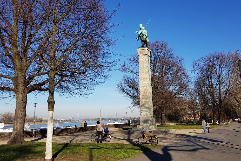 Monument van het 5e Westfaler Lansiers Regiment #3