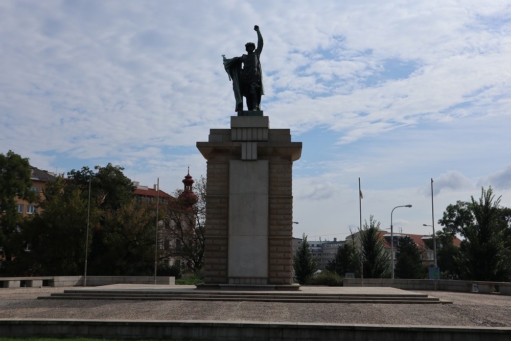 Bevrijdingsmonument Brno #3