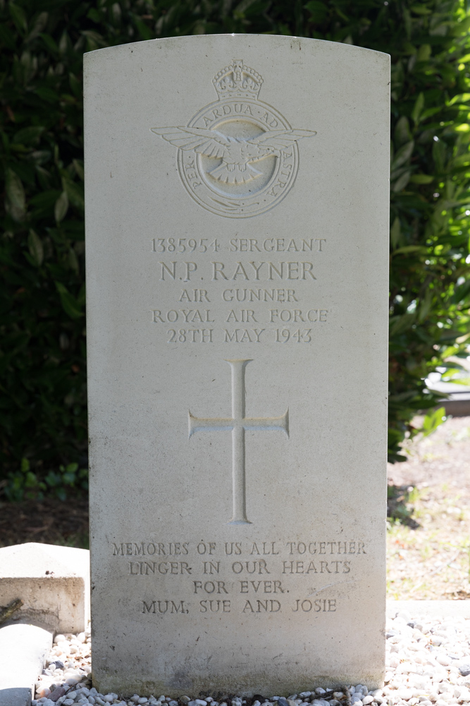 Commonwealth War Graves General Cemetery Hengelo #2