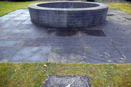 Monument Slachtoffers Concentratiekampen #2