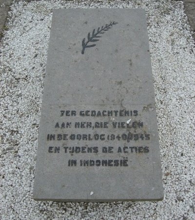 War Memorial Protestant Cemetery Lage Zwaluwe #1